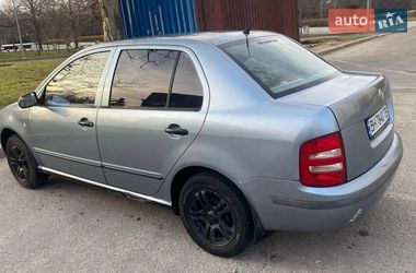 Седан Skoda Fabia 2002 в Одессе