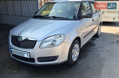 Универсал Skoda Fabia 2009 в Ольшанах
