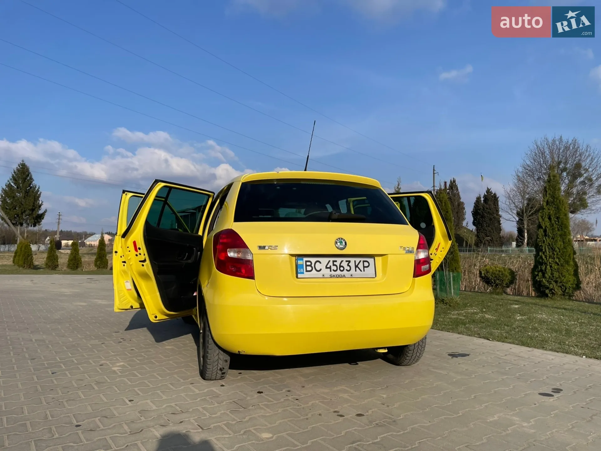 2010 Skoda Fabia - мініатюра 4