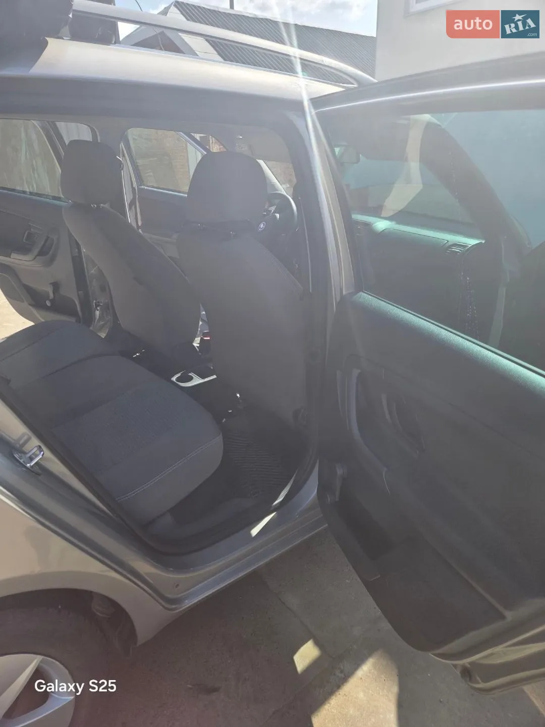 2013 Skoda Fabia - мініатюра 8