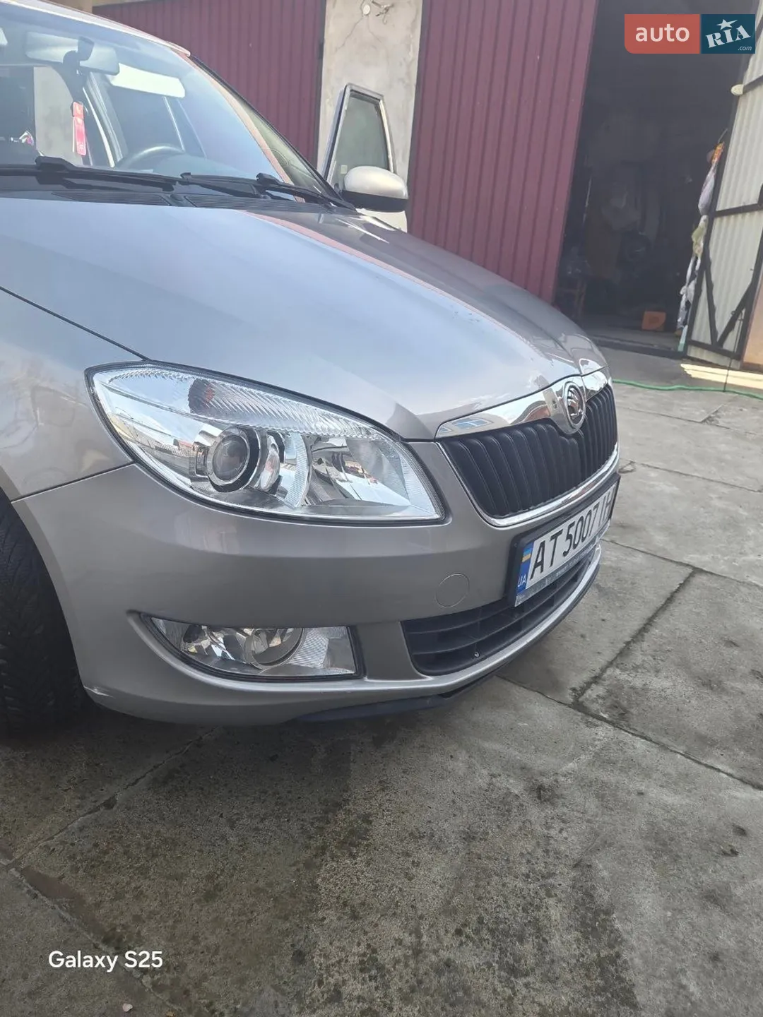 2013 Skoda Fabia - мініатюра 2