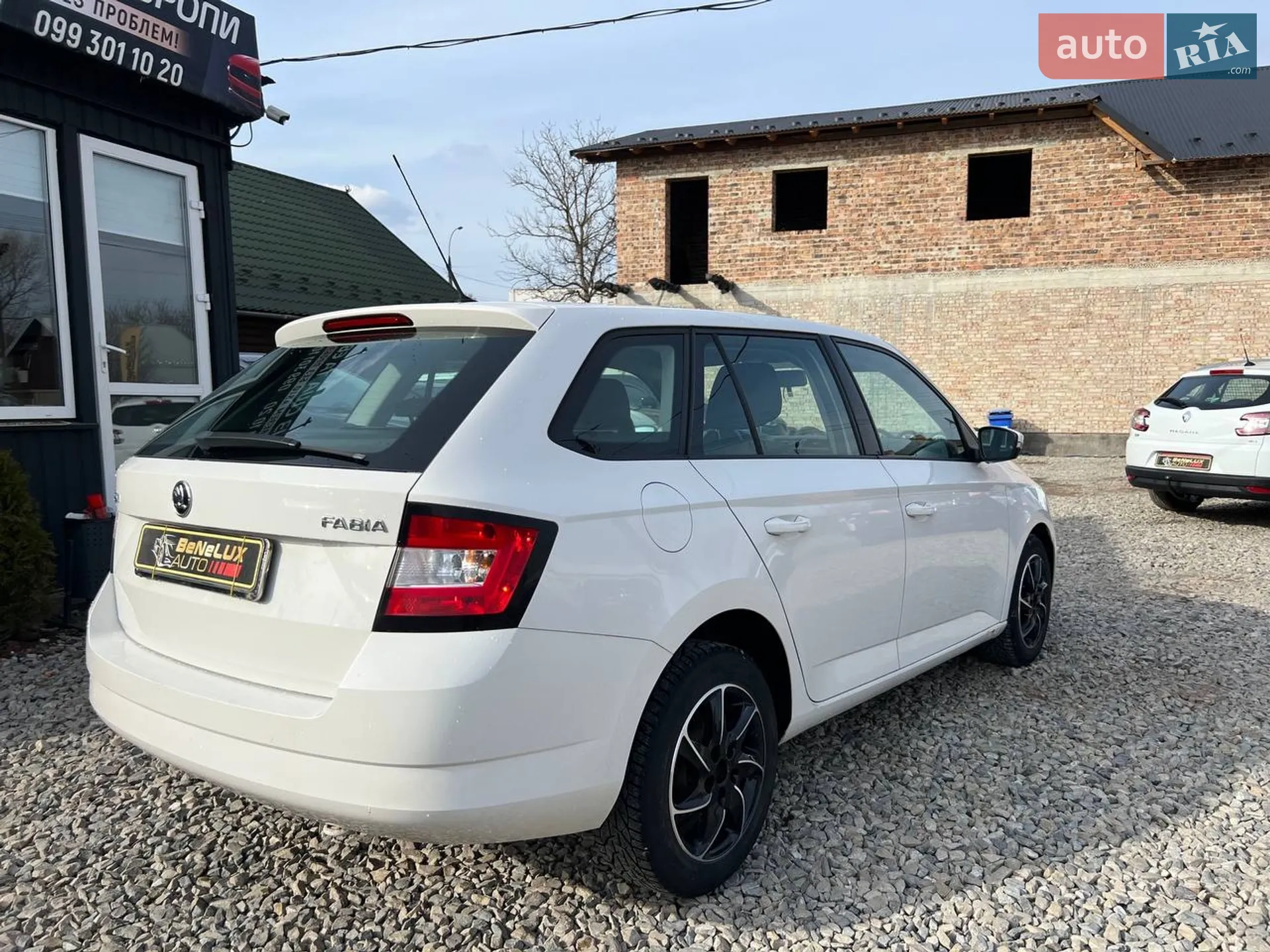 2015 Skoda Fabia - мініатюра 6