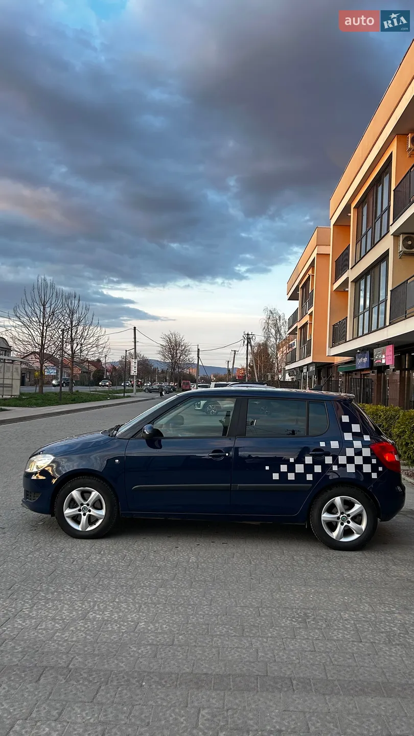 2012 Skoda Fabia - мініатюра 4