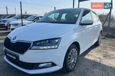 Хэтчбек Skoda Fabia 2018 в Киеве