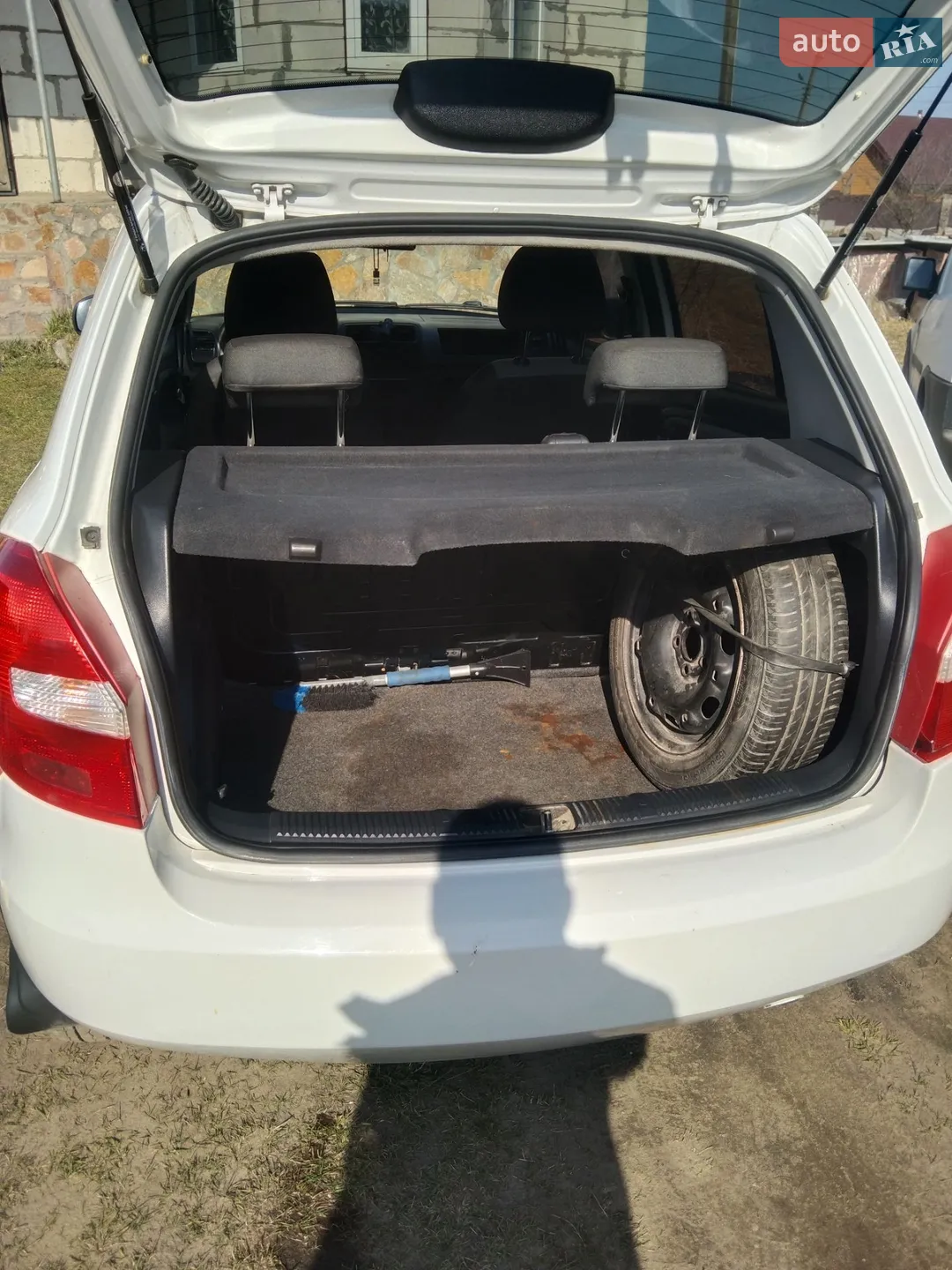 2010 Skoda Fabia - мініатюра 12