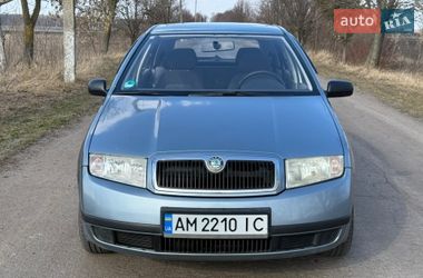 Хэтчбек Skoda Fabia 2002 в Житомире