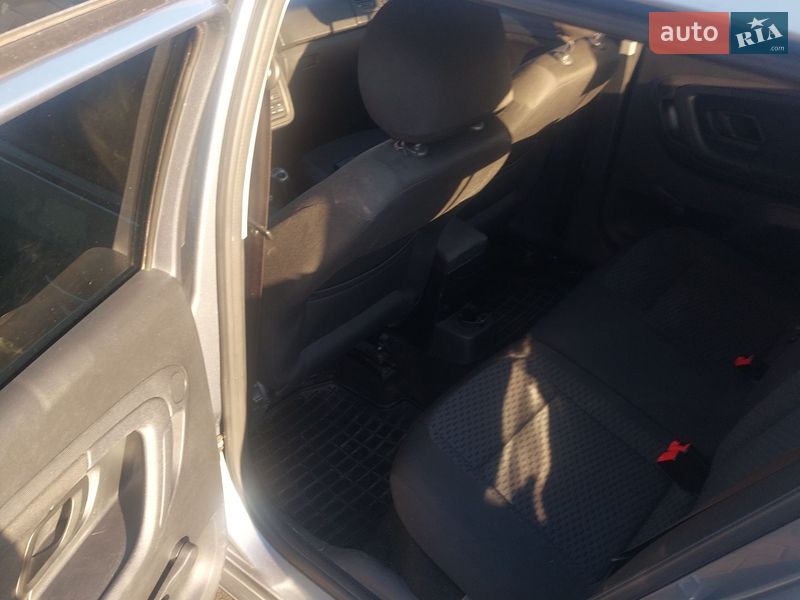 Универсал Skoda Fabia 2012 в Киеве фото 9 Универсал Skoda Fabia 2012 в Киеве
