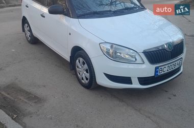Хэтчбек Skoda Fabia 2012 в Львове