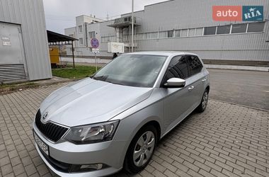 Хэтчбек Skoda Fabia 2015 в Мукачево