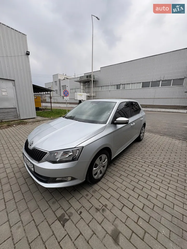 2014 Skoda Fabia - мініатюра 16