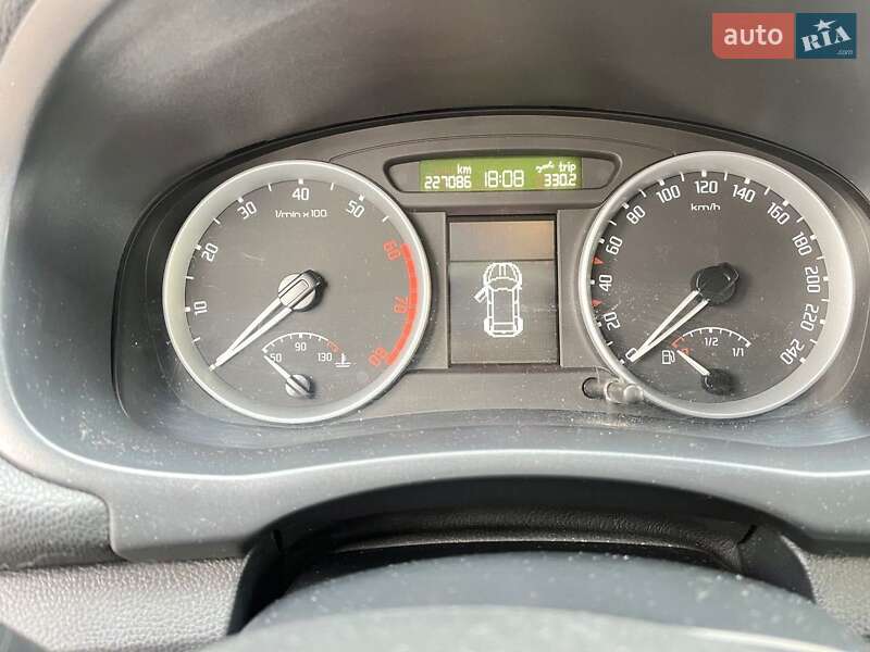 Универсал Skoda Fabia 2008 в Львове фото 4 Универсал Skoda Fabia 2008 в Львове