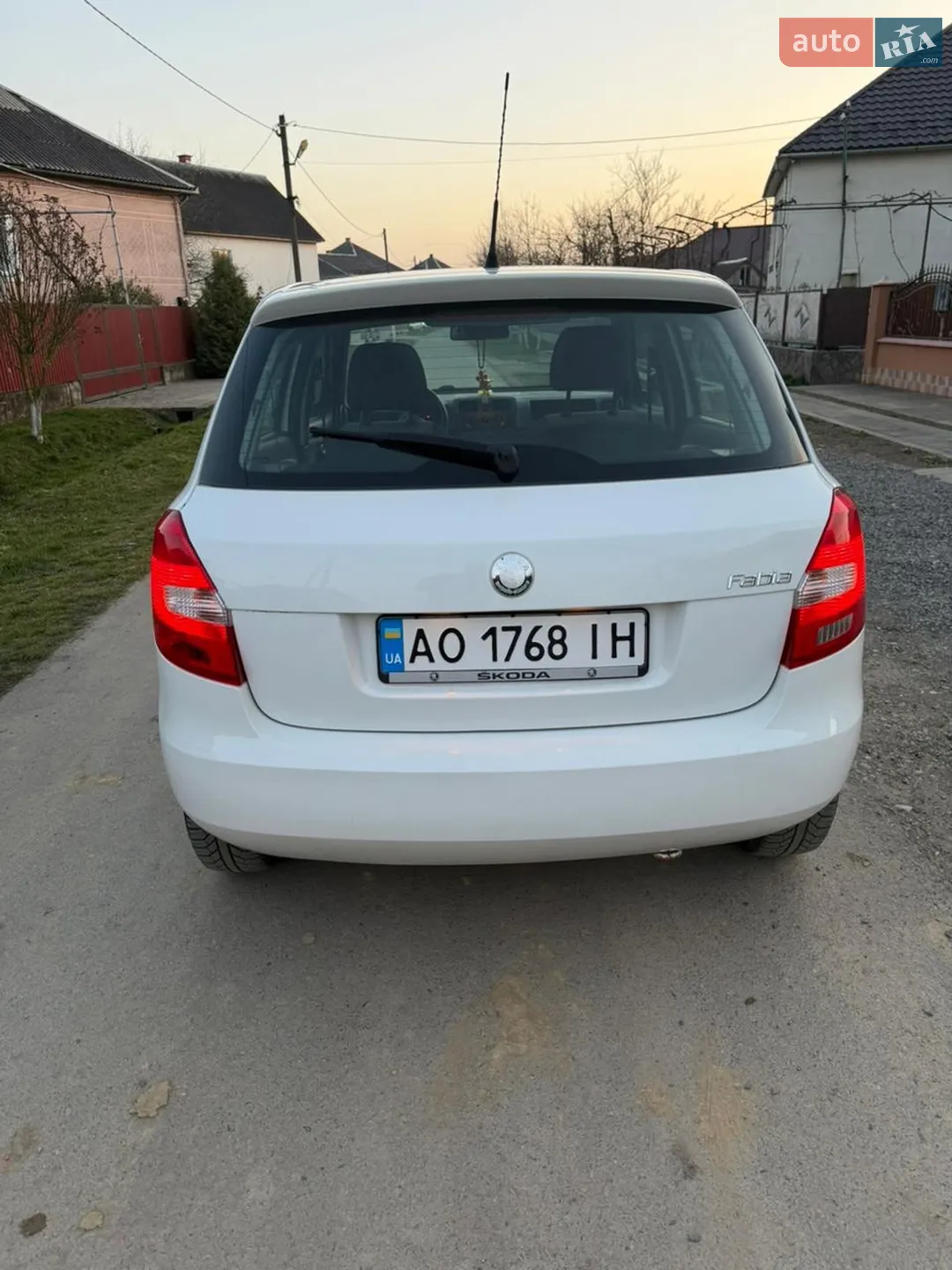 2010 Skoda Fabia - мініатюра 5
