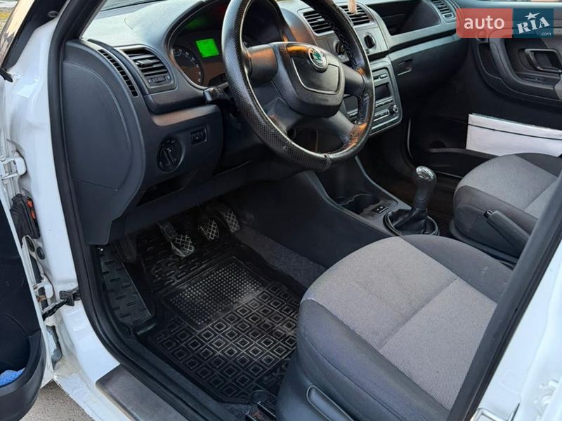 Хэтчбек Skoda Fabia 2010 в Мукачево фото 14 Хэтчбек Skoda Fabia 2010 в Мукачево