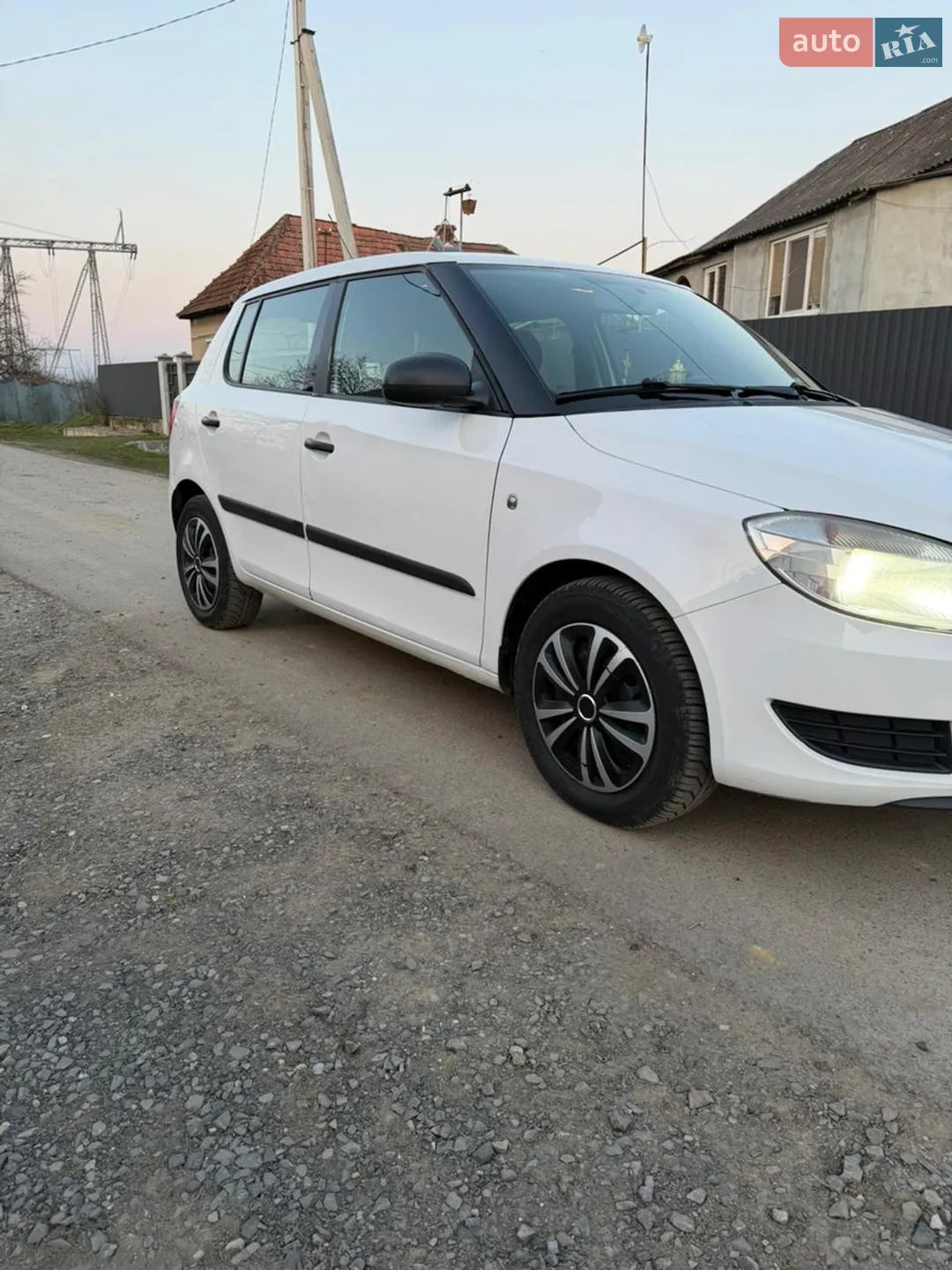 2010 Skoda Fabia - мініатюра 17