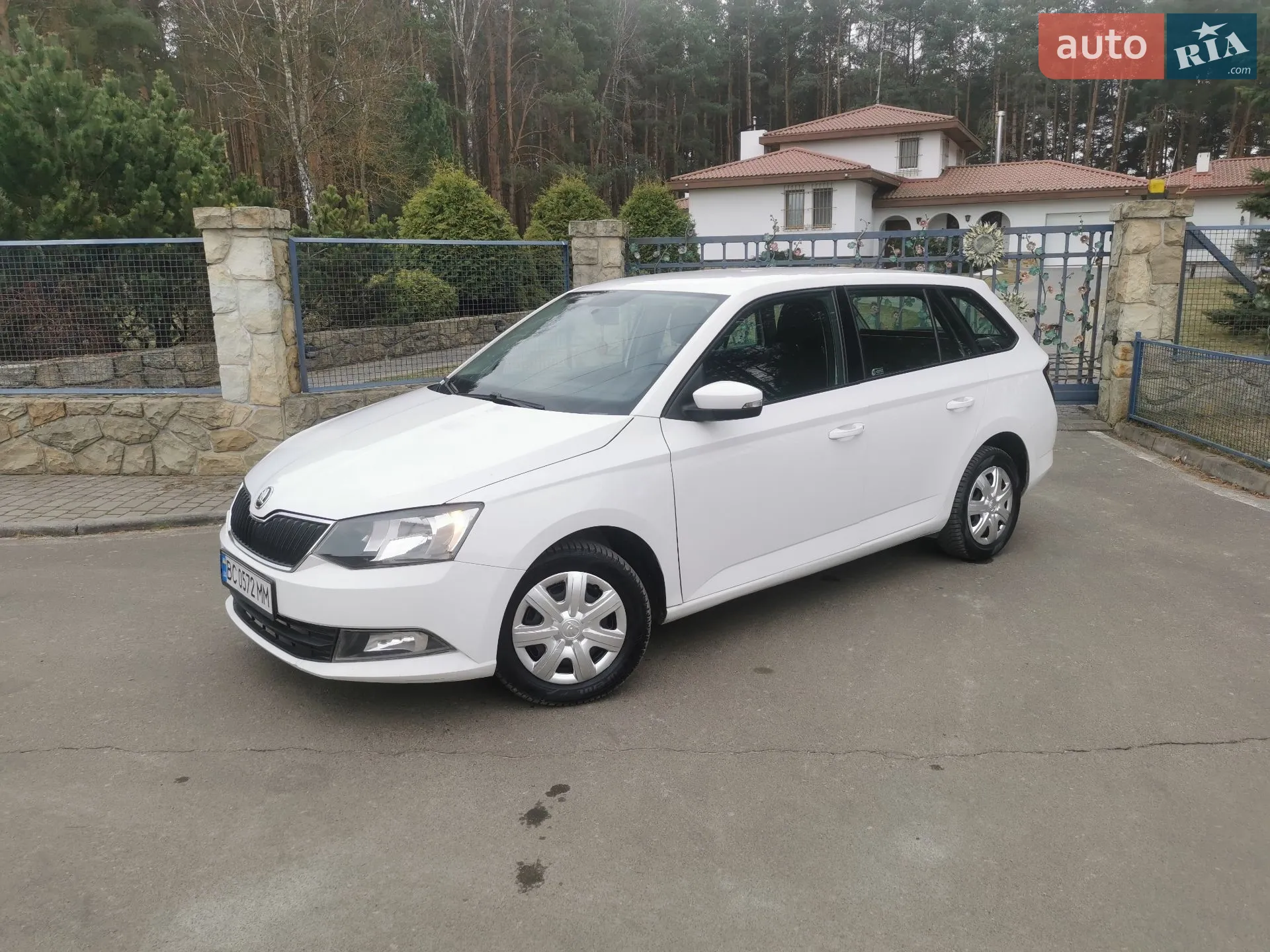 2015 Skoda Fabia - фото 1