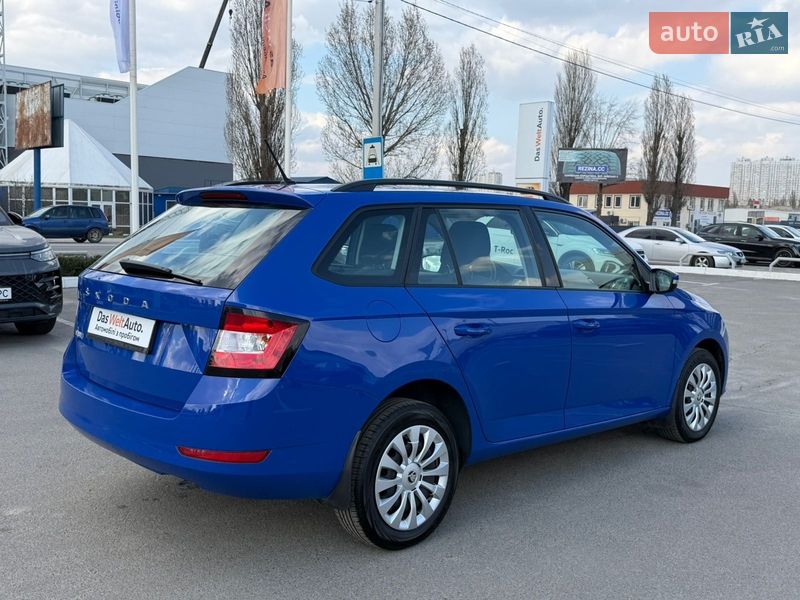 Универсал Skoda Fabia 2021 в Киеве