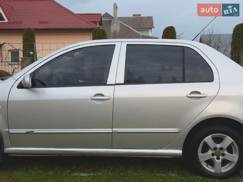 Седан Skoda Fabia 2005 в Стрые фото 6 Седан Skoda Fabia 2005 в Стрые
