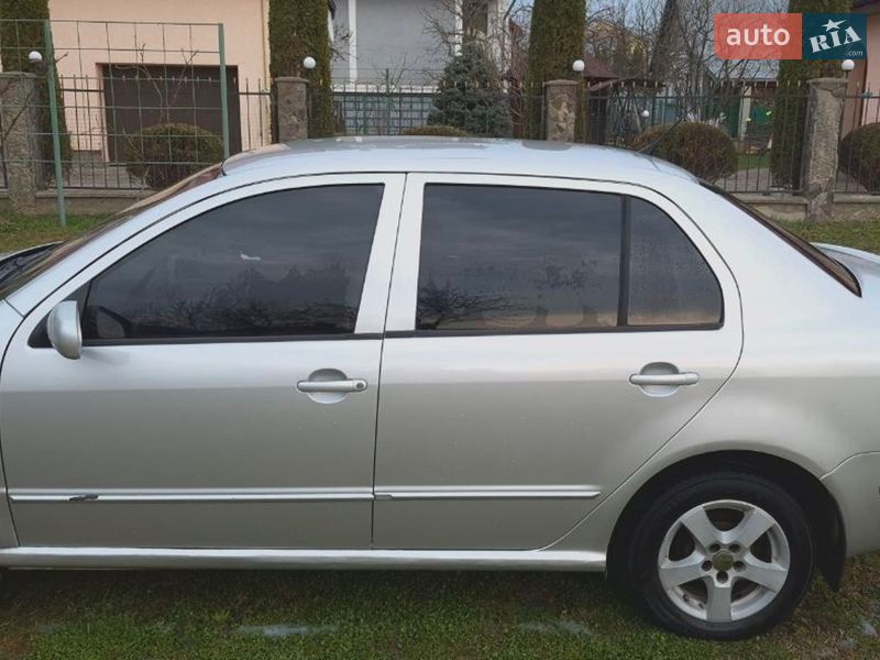 Седан Skoda Fabia 2005 в Стрые фото 3 Седан Skoda Fabia 2005 в Стрые