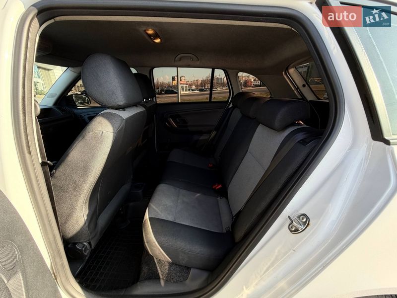 Универсал Skoda Fabia 2010 в Кривом Роге
