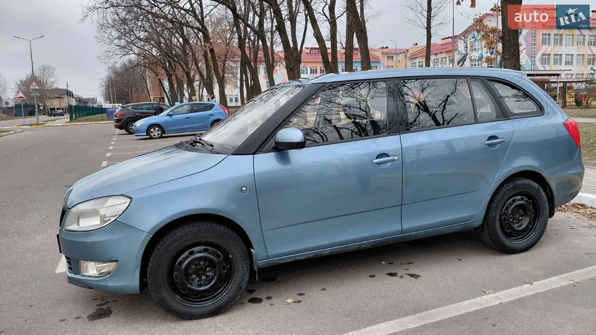 2010 Skoda Fabia - мініатюра 4