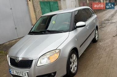 Універсал Skoda Fabia 2008 в Чернівцях
