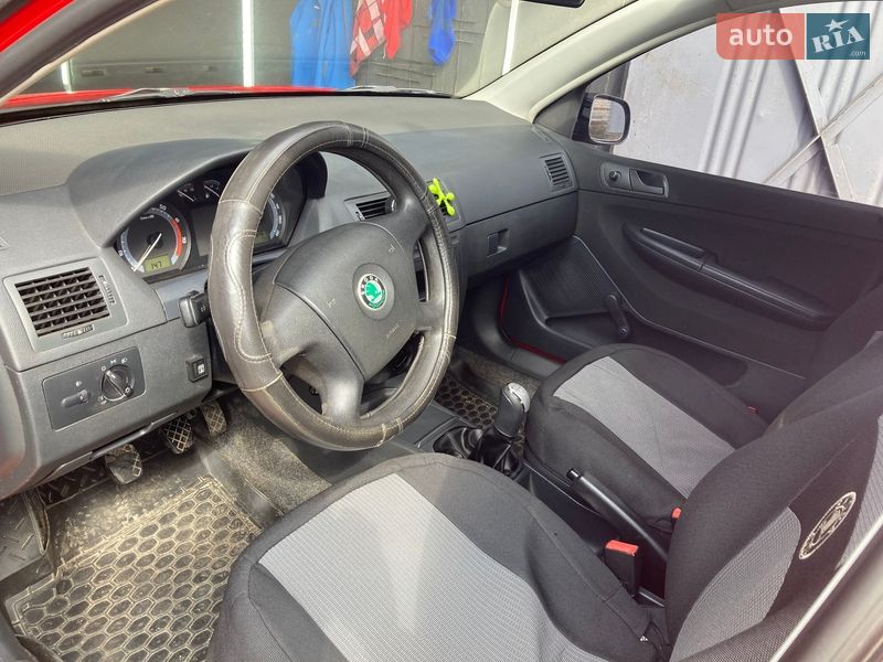 Хетчбек Skoda Fabia 2007 в Харкові