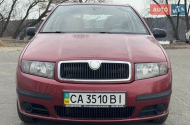 Хэтчбек Skoda Fabia 2006 в Киеве