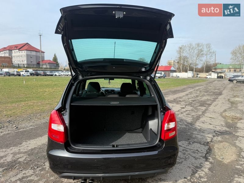 Універсал Skoda Fabia 2010 в Луцьку