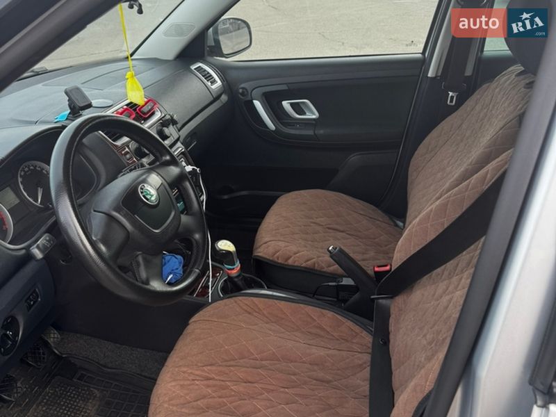 Универсал Skoda Fabia 2009 в Кривом Роге