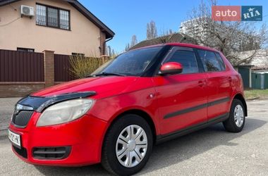Хэтчбек Skoda Fabia 2008 в Киеве
