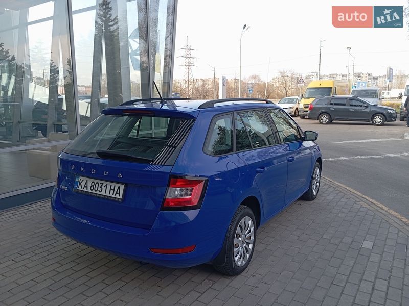 Универсал Skoda Fabia 2021 в Киеве