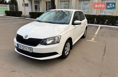 Хэтчбек Skoda Fabia 2016 в Чернигове