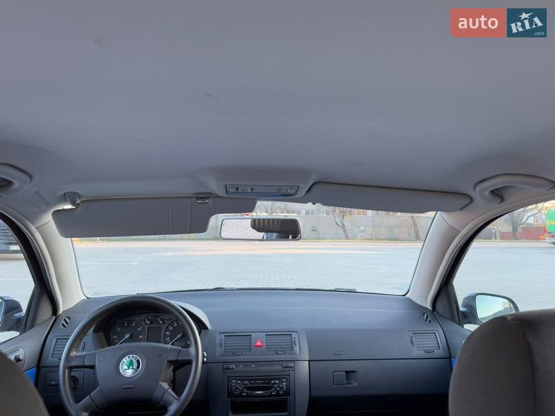 Хетчбек Skoda Fabia 2003 в Нововолинську