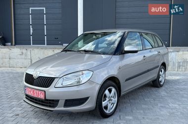 Универсал Skoda Fabia 2010 в Тернополе