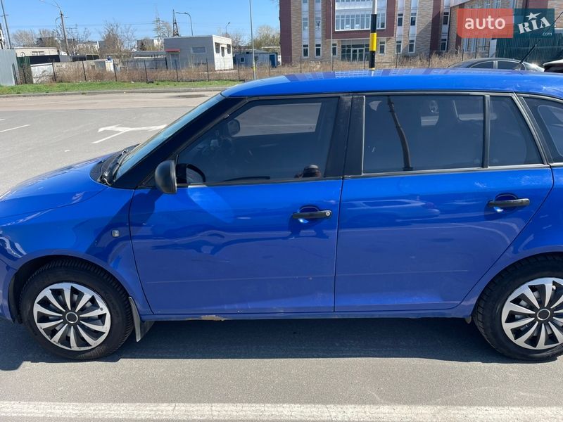 Універсал Skoda Fabia 2010 в Києві