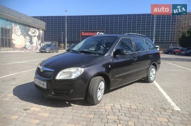 Универсал Skoda Fabia 2008 в Луцке