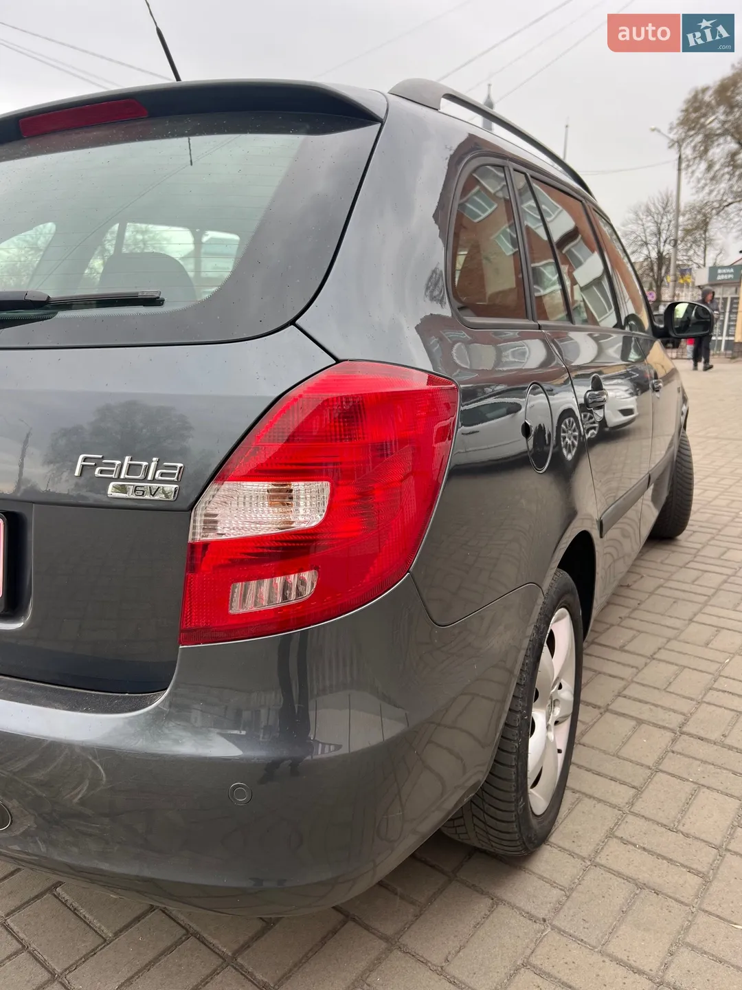 2010 Skoda Fabia - мініатюра 15
