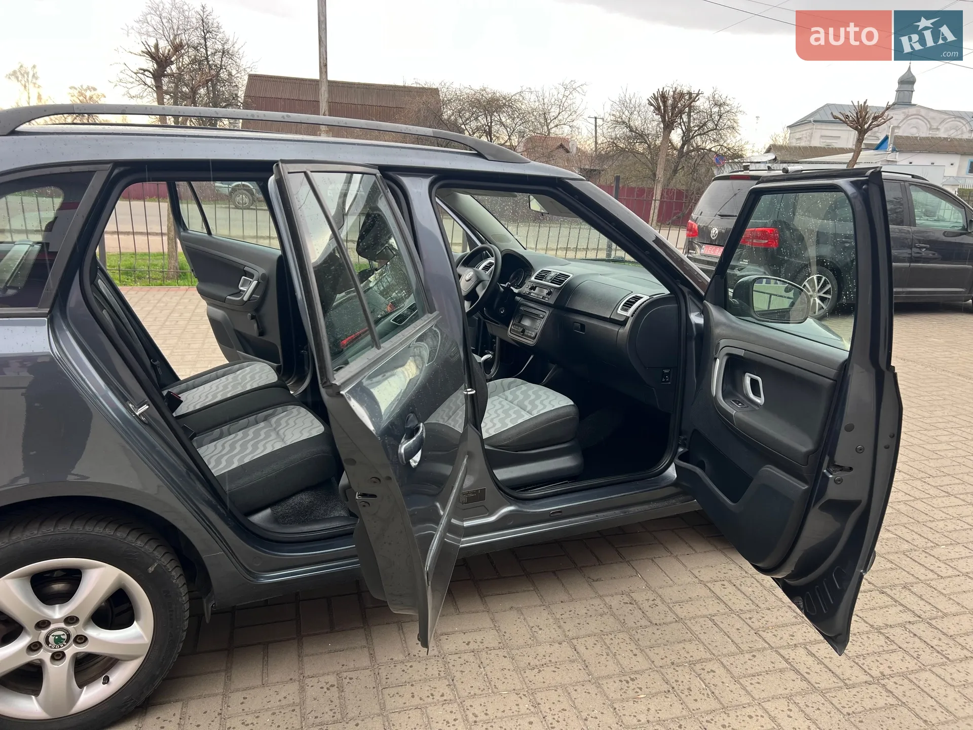 2010 Skoda Fabia - мініатюра 20