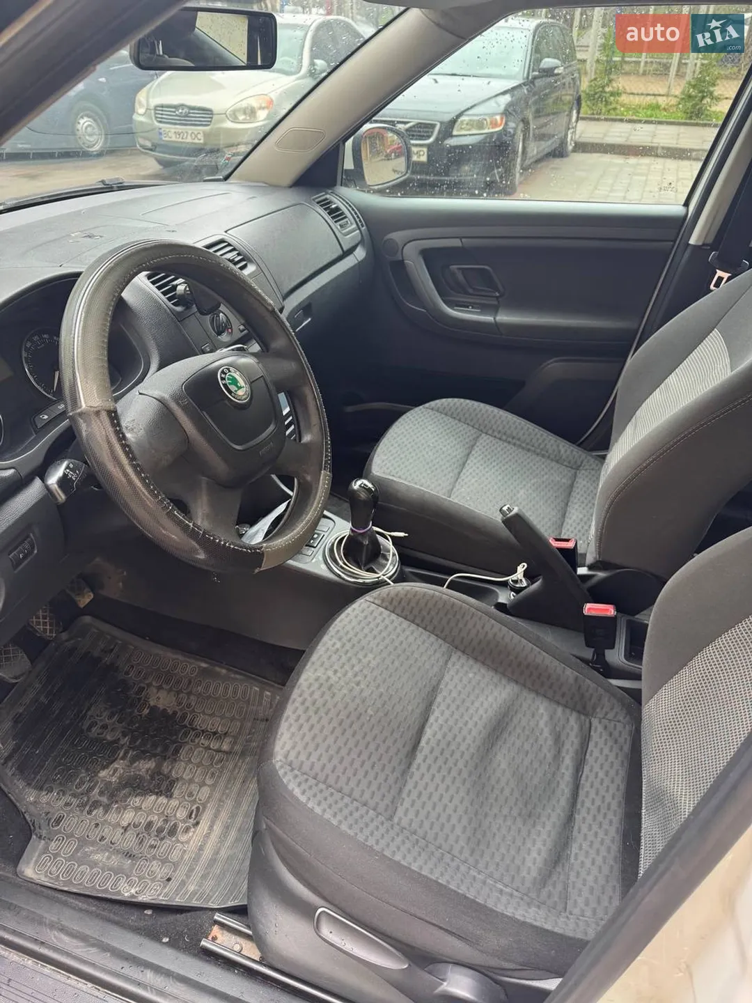 2011 Skoda Fabia - мініатюра 6