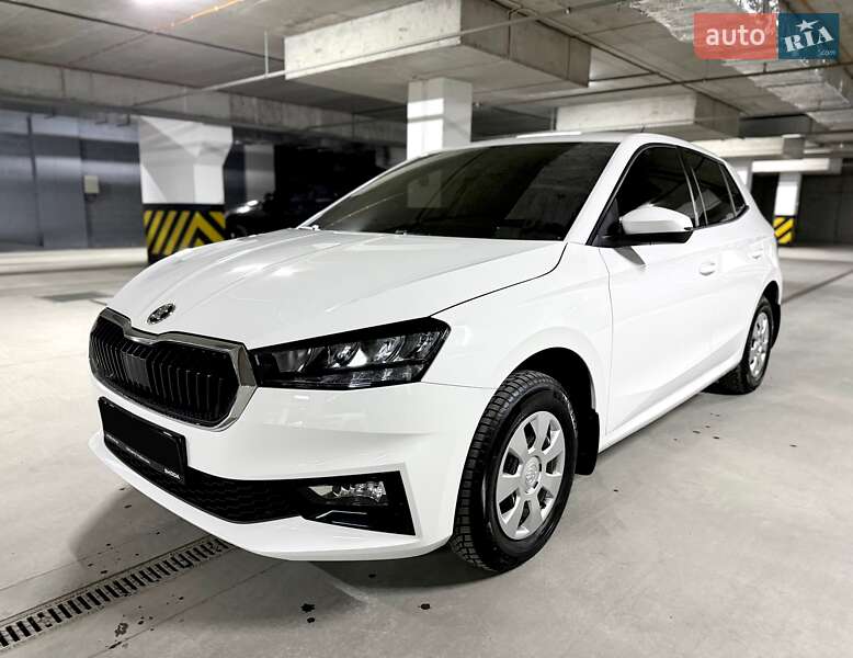 Хетчбек Skoda Fabia 2025 в Дніпрі