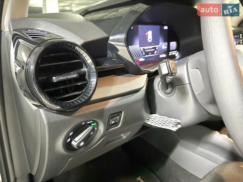 Хетчбек Skoda Fabia 2025 в Дніпрі