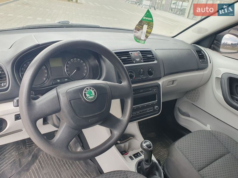 Универсал Skoda Fabia 2010 в Хусте