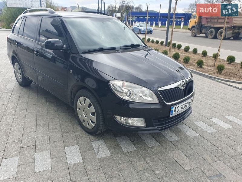 Универсал Skoda Fabia 2010 в Хусте