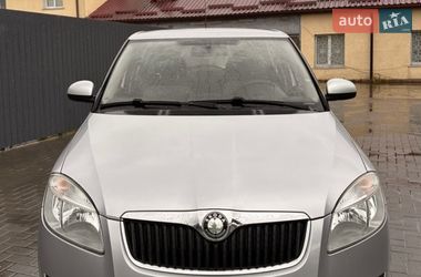 Хетчбек Skoda Fabia 2009 в Острозі