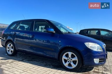 Універсал Skoda Fabia 2008 в Черкасах