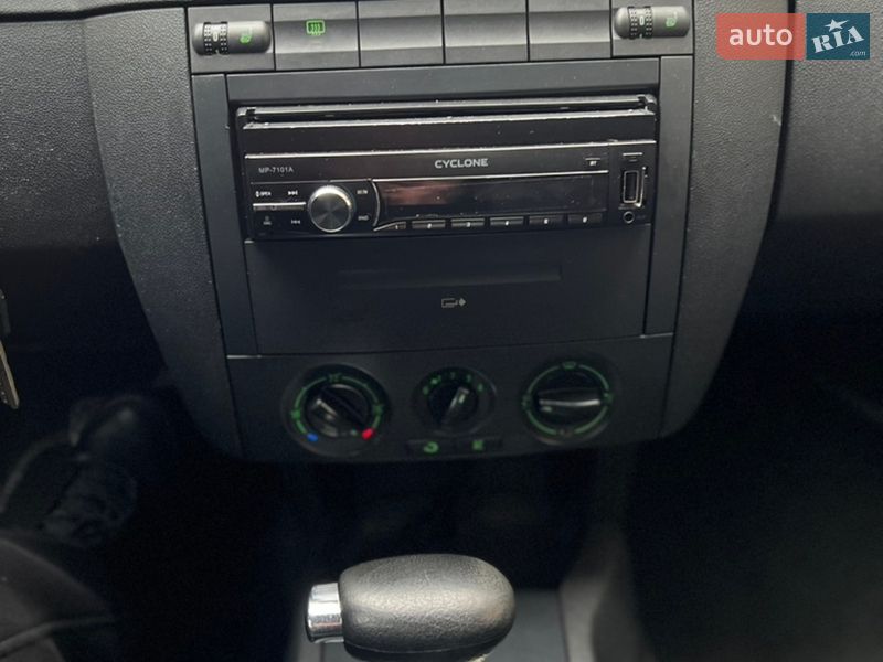 Хэтчбек Skoda Fabia 2006 в Киеве фото 20 Хэтчбек Skoda Fabia 2006 в Киеве