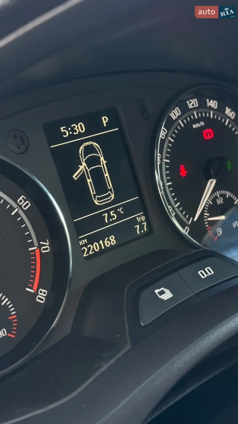 2011 Skoda Fabia - мініатюра 26