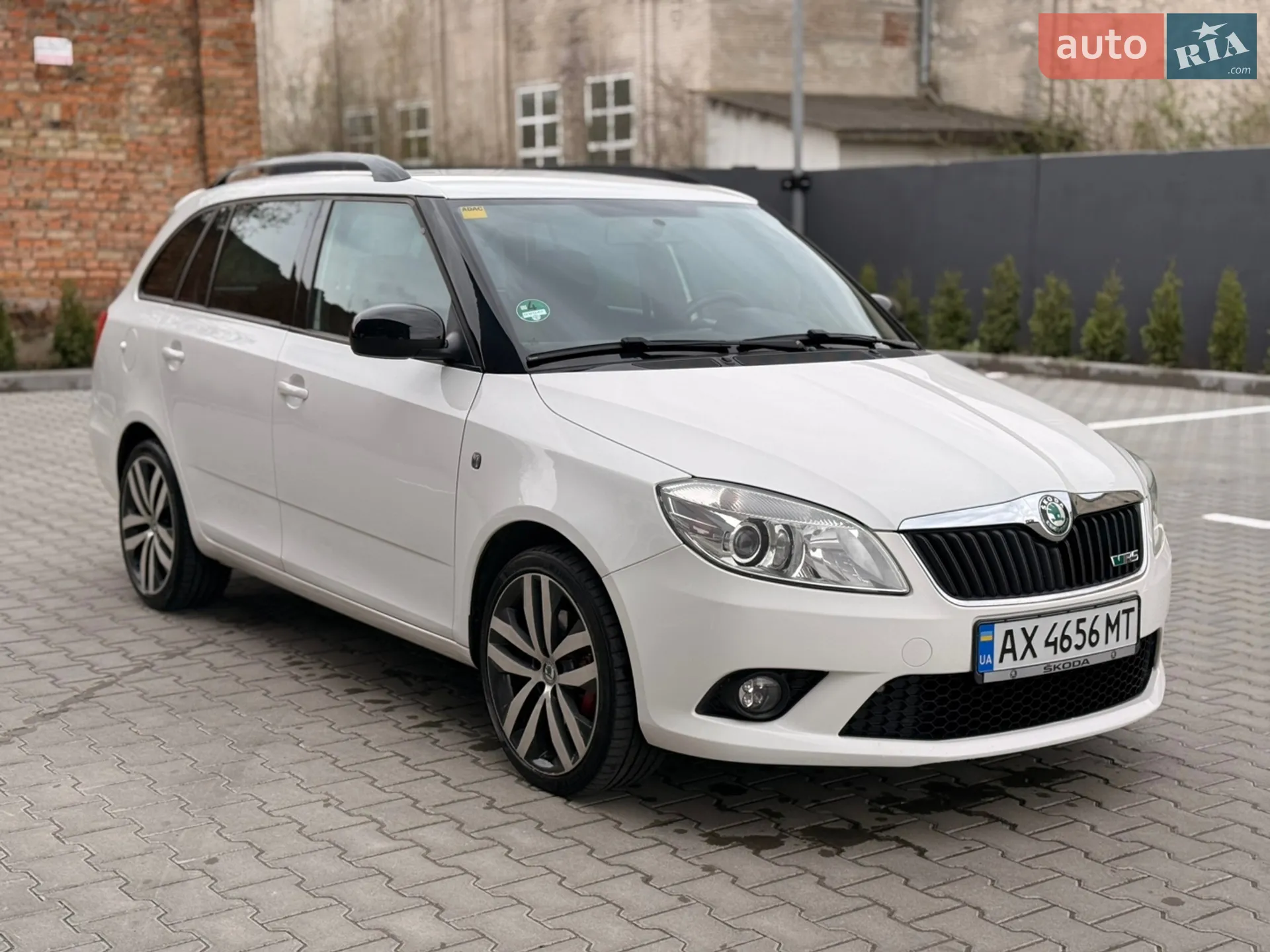 2011 Skoda Fabia - мініатюра 5