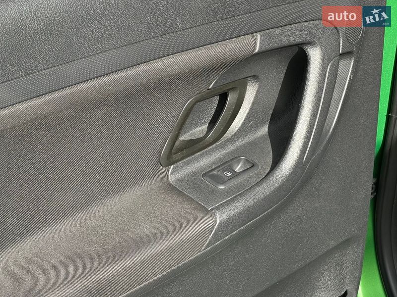 Хетчбек Skoda Fabia 2010 в Самборі