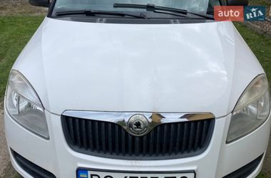 Универсал Skoda Fabia 2009 в Городке